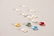 Counterfeit products | Tablets colored with Candurin pearl effect pigments protect against counterfeit products. (Picture)